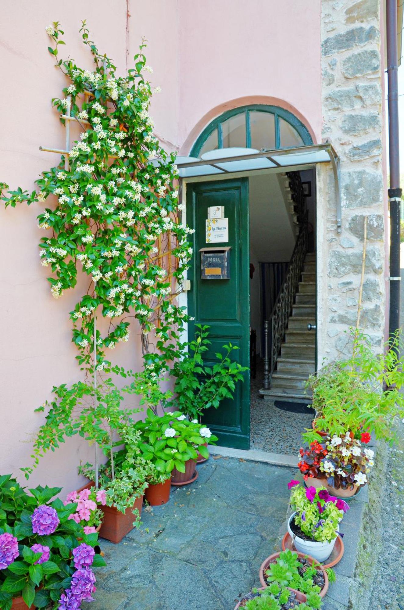 La Piazza - Appartamento Vacanze Piana Battolla Exterior photo